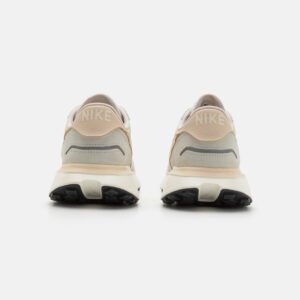 tenis nike phoenix waffle beige