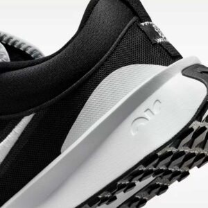 Nike Air Diamond Varsity Turf